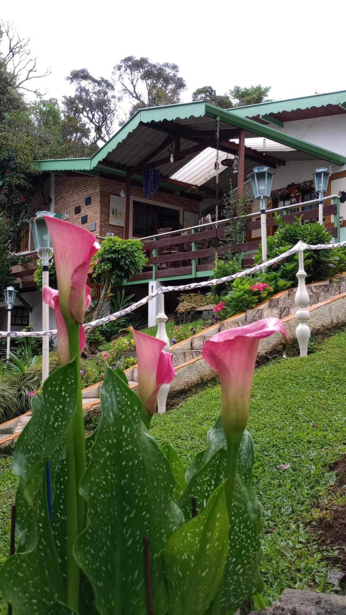Inn Rancho Da Raposa Walder's Rústic House Suítes *